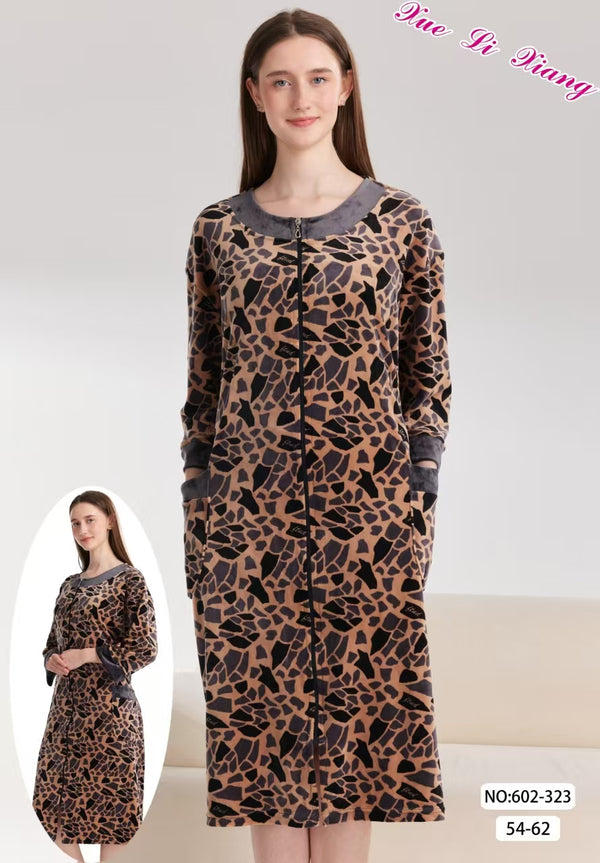 ✨ Desire Imported quality Front zip printed warm fleece Long shirt for winter ❣️